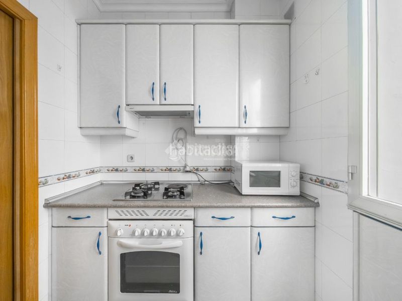 Foto 44bdeda2-da27-4f21-9c62-34aecb210594. Flat with heating in Arapiles Madrid