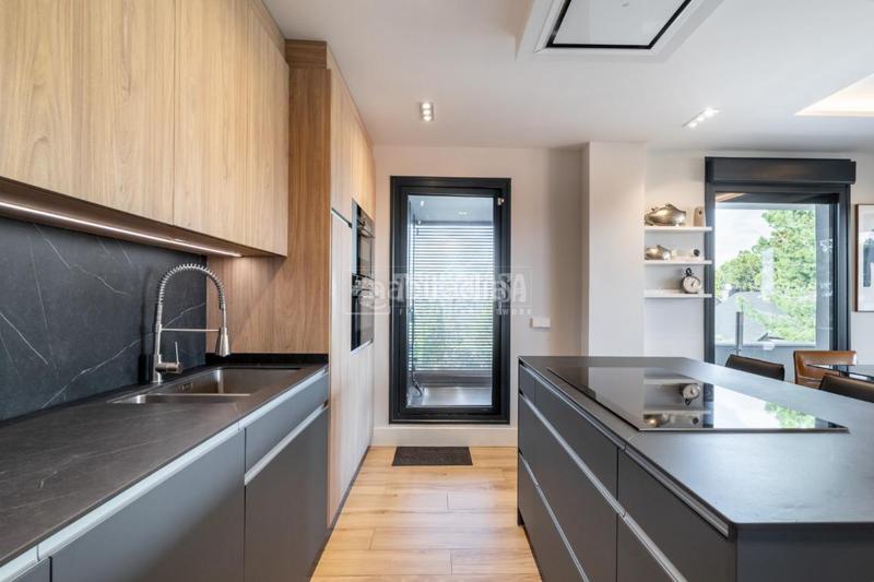 Foto 2399192f-b94f-41fe-b514-3dbc9cd9be07. Ático  en venta en las rozas de madrid en Yucatán-La Cornisa Rozas de Madrid (Las)