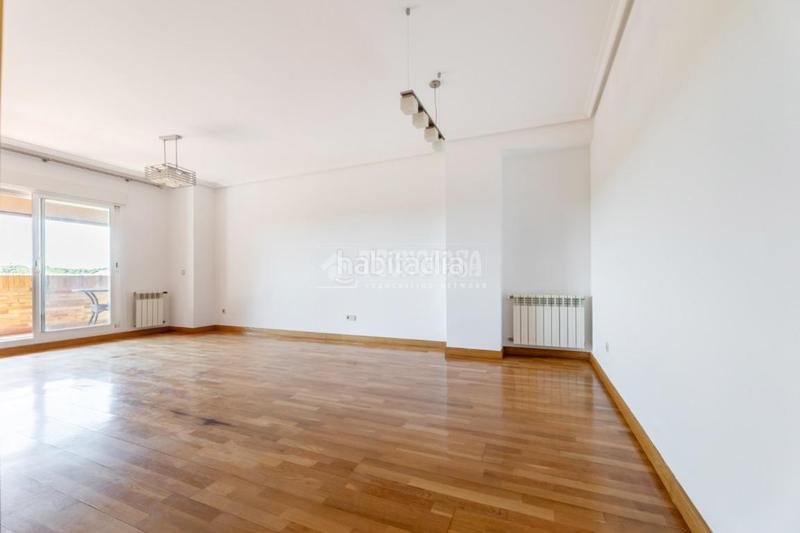 Foto 26b95134-9555-48a2-8667-80a59aed55d5. Location appartement avec parking dans Monte el Pilar Majadahonda