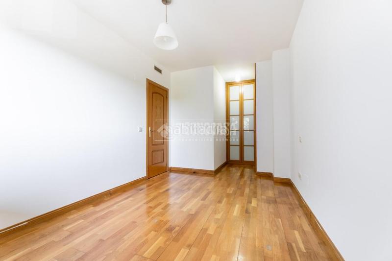 Foto 649df098-33e7-480e-864b-dbc6a7851bce. Location appartement avec parking dans Monte el Pilar Majadahonda