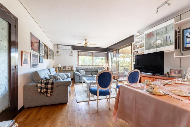 Foto 80351896-53ec-4d21-95f6-45f4ff455a43. Flat with parking pool in Carretera del Plantío Majadahonda