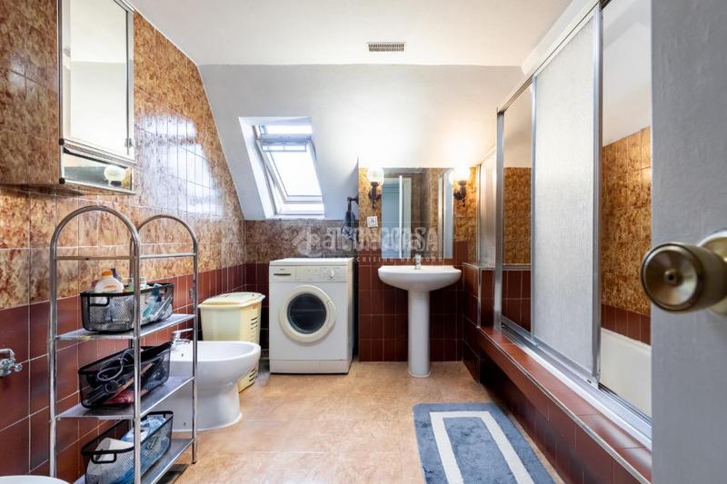 Foto b1eba4be-84e3-4dcf-9b51-61035abcd428. Flat with parking pool in Carretera del Plantío Majadahonda