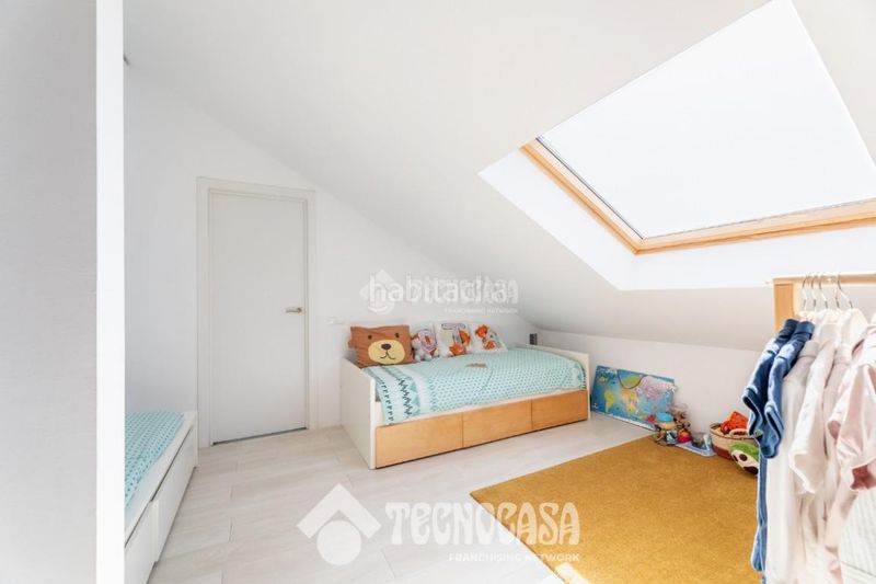 Foto 46484787-9c0e-4481-a877-41287d809ae8. Pis amb aparcament piscina a Yucatán-La Cornisa Rozas de Madrid (Las)