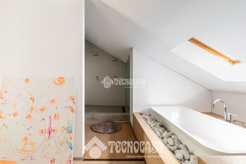 Foto 629dc184-e718-49d4-a748-a0d2cf19c037. Pis amb aparcament piscina a Yucatán-La Cornisa Rozas de Madrid (Las)