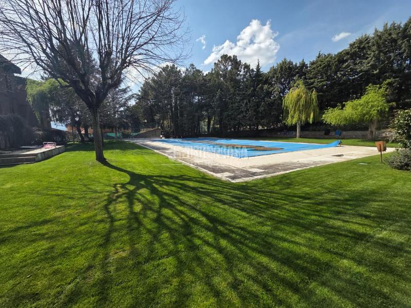 Foto ab3981e7-8fa7-4bbd-af86-1068ca836410. Pis amb calefacció aparcament piscina a Collado Mediano