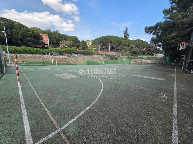 Foto eba76ae6-4c47-4c44-97fc-51bae3cb9bd0. Piso  en venta en Collado Mediano