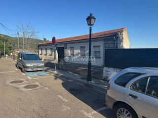 Edifici a Collado Mediano. Edificio en venta en collado mediano