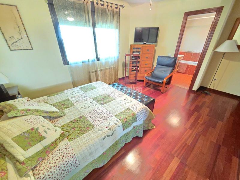 Foto 1d0e12a5-e9c6-4738-a481-d2c6100f6243. Casa amb calefacció a Becerril de la Sierra