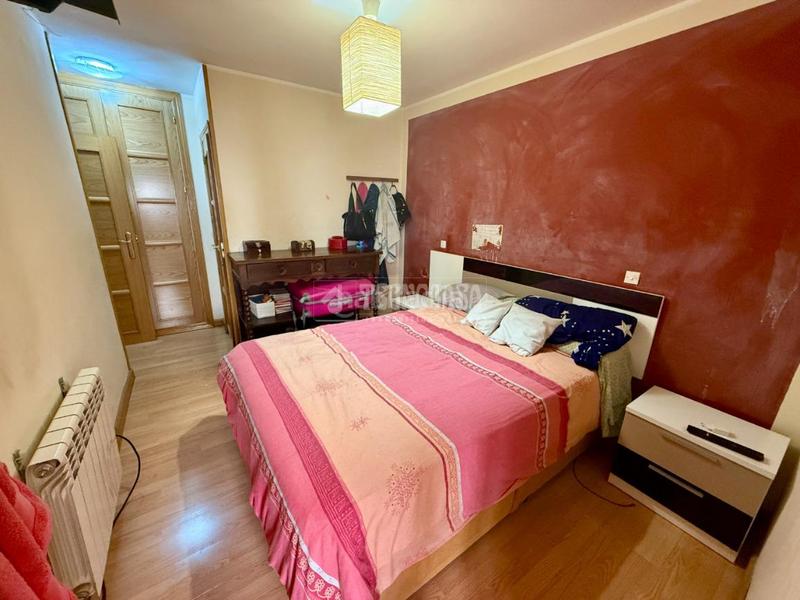 Foto 4921d701-dba1-4fc7-a4f6-2b793423bb8e. Piso  en venta en Palomeras Sureste Madrid