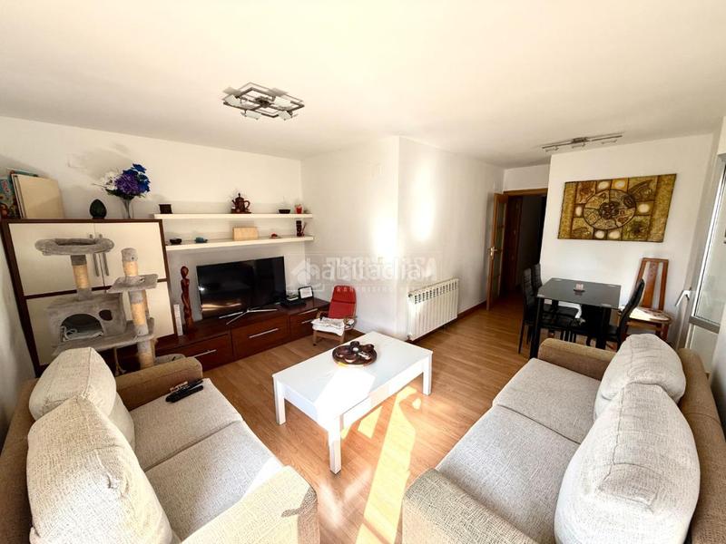 Foto 9c76722a-4526-47d8-b107-e60f63859fe5. Piso  en venta en Palomeras Sureste Madrid