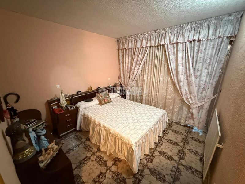 Foto 31ace34a-a2de-448a-afc0-0fef39717fc9. Pis amb calefacció a Palomeras Sureste Madrid