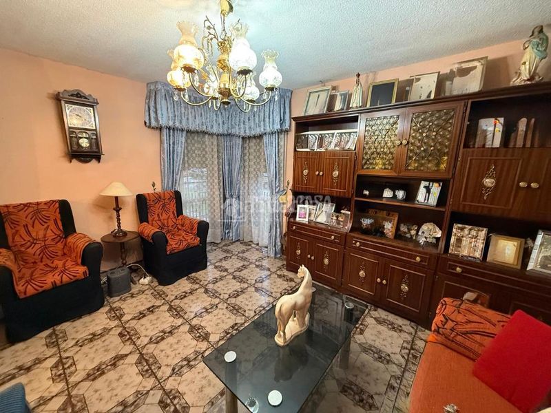 Foto be6c7ed1-3f0f-454d-9184-1ca8598b31ec. Pis amb calefacció a Palomeras Sureste Madrid