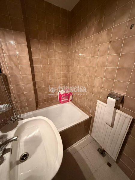 Foto d2c40fc9-e933-4987-a1f9-66aaa130ce72. Pis amb calefacció a Palomeras Sureste Madrid