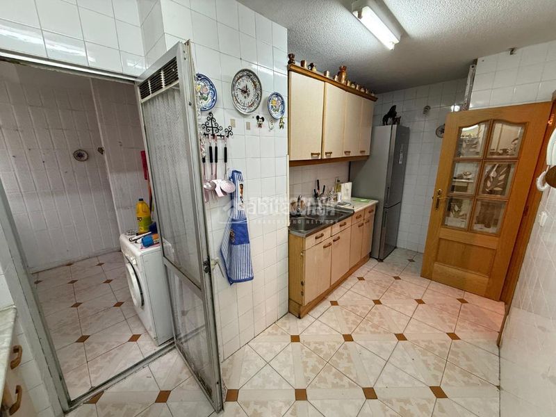 Foto f2c8771c-1dcc-4304-9c3c-1ecd4bff5993. Pis amb calefacció a Palomeras Sureste Madrid