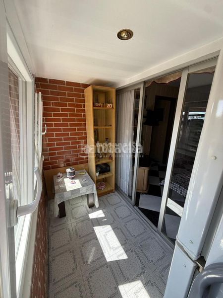Foto b9bc68ca-0643-44d4-87fd-4da2aaf72932. Pis amb calefacció aparcament a Palomeras Sureste Madrid