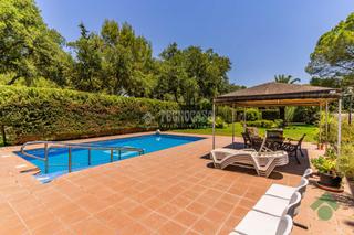 Masia a Parque Atlántico - Ronda este. Casa rural en venta en jerez de la frontera