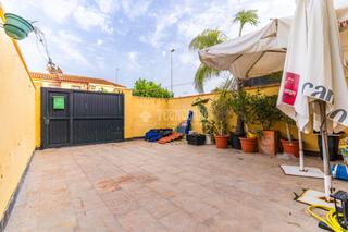 Maison à Caballero Bonald-S. José Obrero-Guadalcacín. Casa en venta en jerez de la frontera