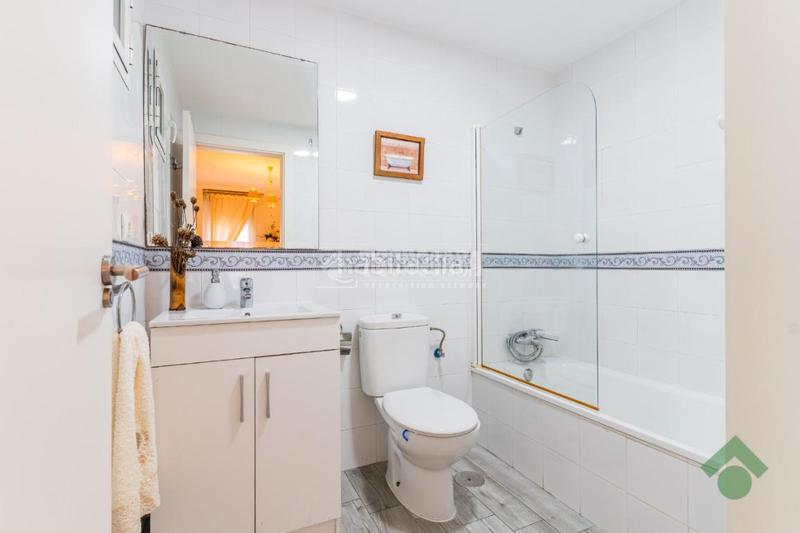 Foto e2c191f2-db1b-43c5-ba30-35a4ba22628b. Pis amb aparcament a Puertas del sur - Guadabajaque Jerez de la Frontera