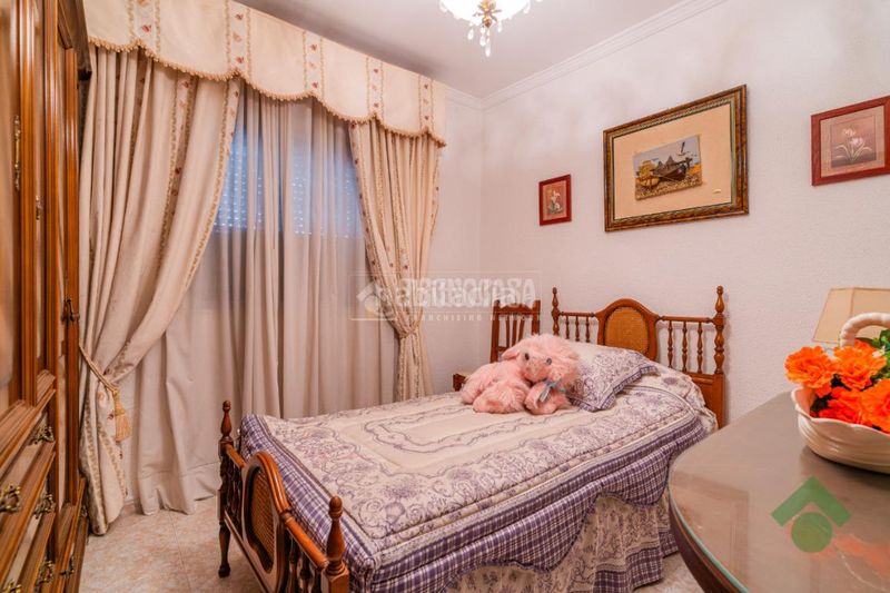 Foto 0b53bd16-d527-416d-8947-ea91395286f3. House in Caballero Bonald-S. José Obrero-Guadalcacín Jerez de la Frontera