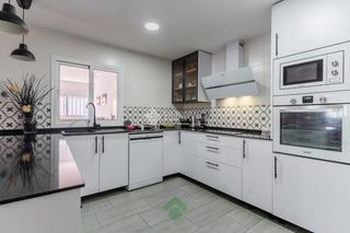 Casa a Chapín - Campus Universitario - Navinco. Casa en venta en jerez de la frontera