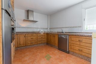 Casa aparellada a Parque Atlántico - Ronda este