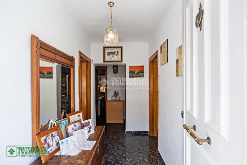 Foto 69eb16b8-f56e-44f8-a3a0-823d924a74ab. Casa aparellada amb aparcament a Las Norias Ejido (El)