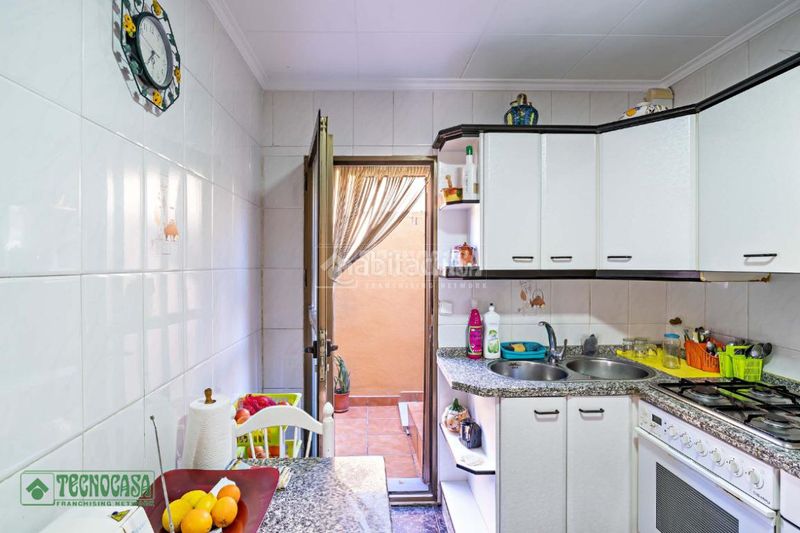 Foto b5342053-d93e-4b55-8d2e-24693611d1e4. Casa aparellada amb aparcament a Las Norias Ejido (El)