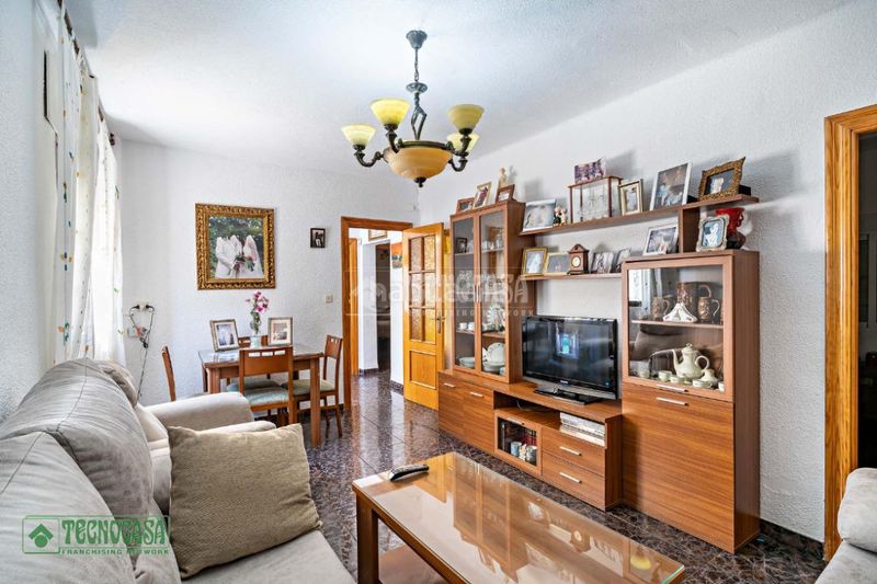 Foto cc77f74f-8dbf-4ba5-b037-7b9d40305c7d. Casa aparellada amb aparcament a Las Norias Ejido (El)