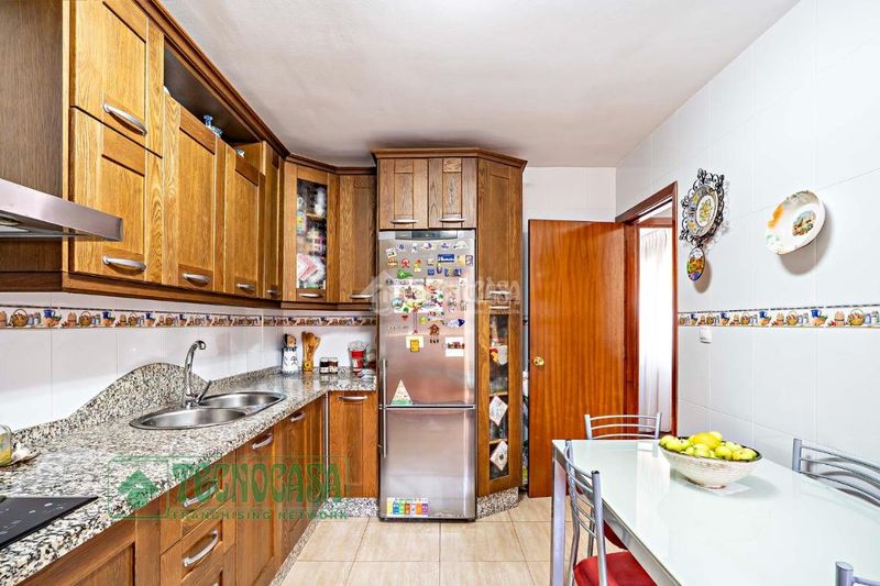 Foto 5823d08a-1900-42c3-b11e-df40e5f3ca3d. Maison dans Mojonera (La)