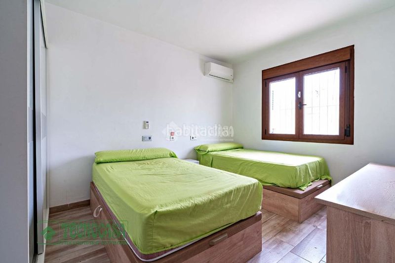 Foto f57e64f8-ee04-4aa0-b681-bccb81abd7e2. Casa a puebla de Vícar Vícar