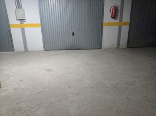 Aparcament cotxe a Miguelturra. Cochera en venta