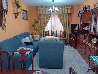 Casa adossada en Miguelturra. Unifamiliar en venta