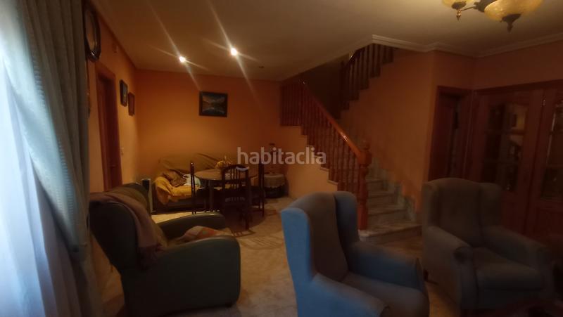 Foto 33a1525e-97d8-4744-bca5-102b56da8db6. Reihenhaus mit heizung parking in Miguelturra