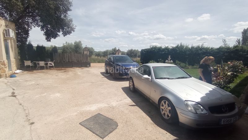 Foto c165ce5e-85b8-4367-bc61-d09623ecf1c4. Xalet amb aparcament piscina a Piedrabuena