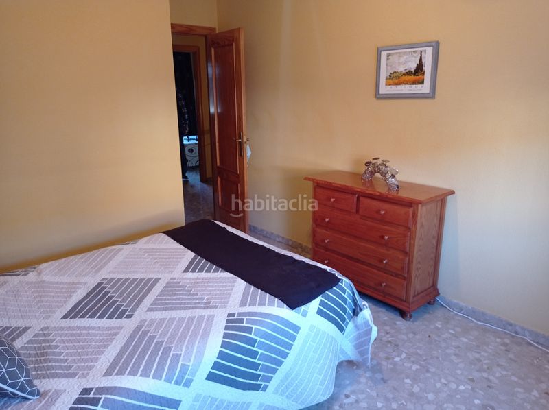 Foto 23ef3617-a750-4592-9a59-92836627bfcb. Casa adossada amb aparcament a Miguelturra