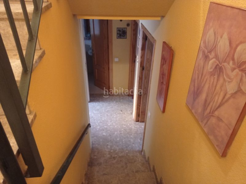 Foto 2b0ae6b4-fe05-4ae5-94e8-f1176a496ef8. Casa adossada amb aparcament a Miguelturra