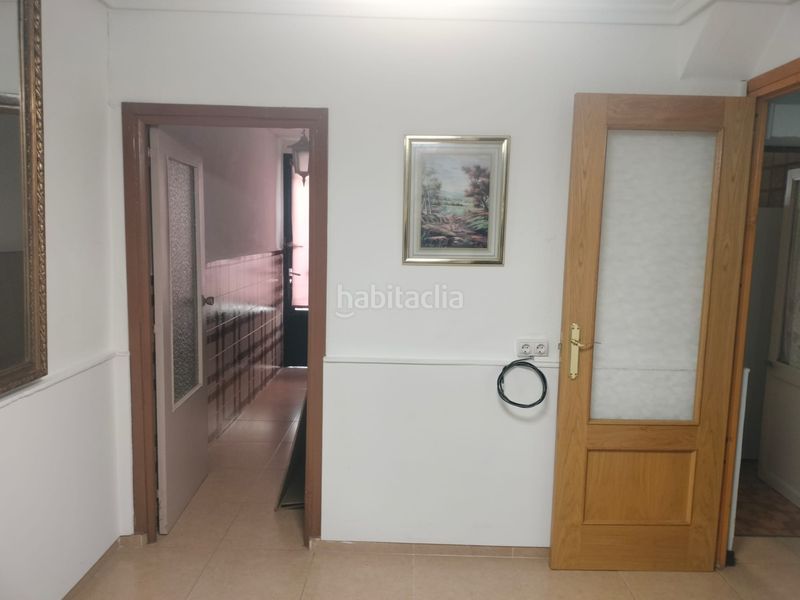 Foto 32e31944-7a39-46f6-b2f0-8ca33cc3e896. Casa adossada a Daimiel