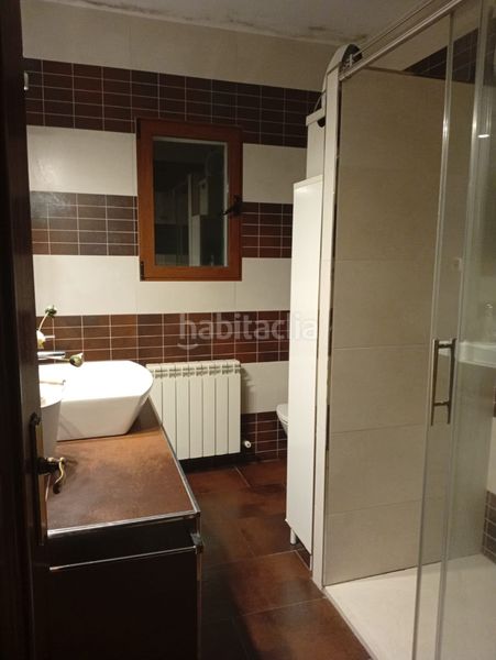 Foto b87a3865-0852-42c6-8e44-7f24b92605d7. Casa adossada amb calefacció a Almagro