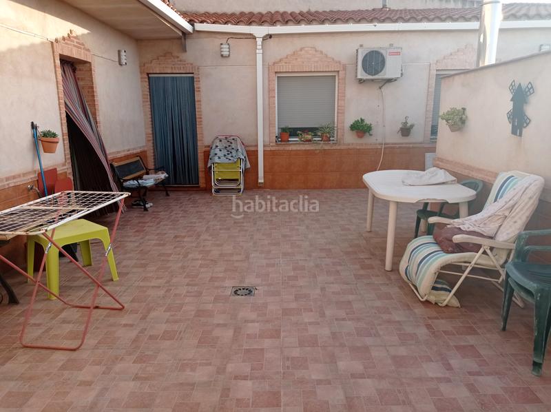 Foto da9f8800-66b6-432e-933e-35e71dd8f908. Maison jumelée avec cheminée chauffage dans Pozuelo de Calatrava