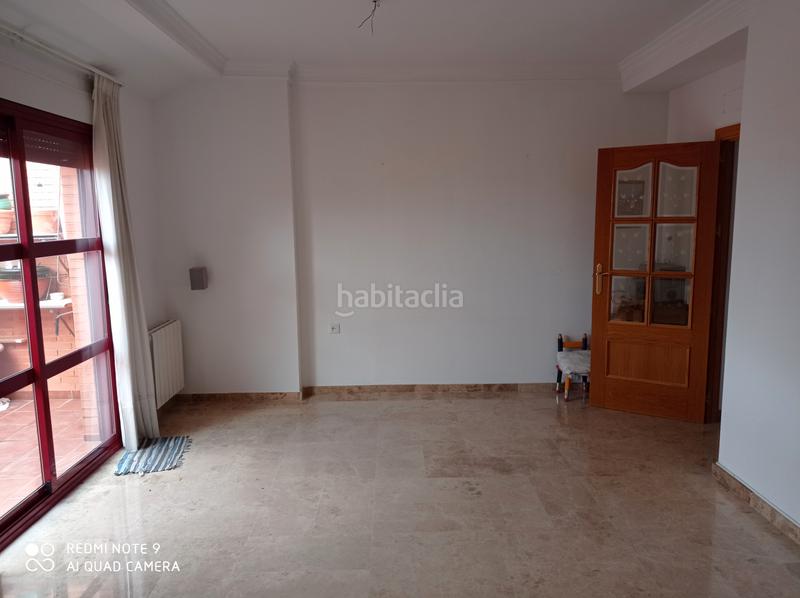 Foto cb7ddfbf-9bbb-45e2-8dd9-7d4fe8f36031. Dúplex amb calefacció a Miguelturra