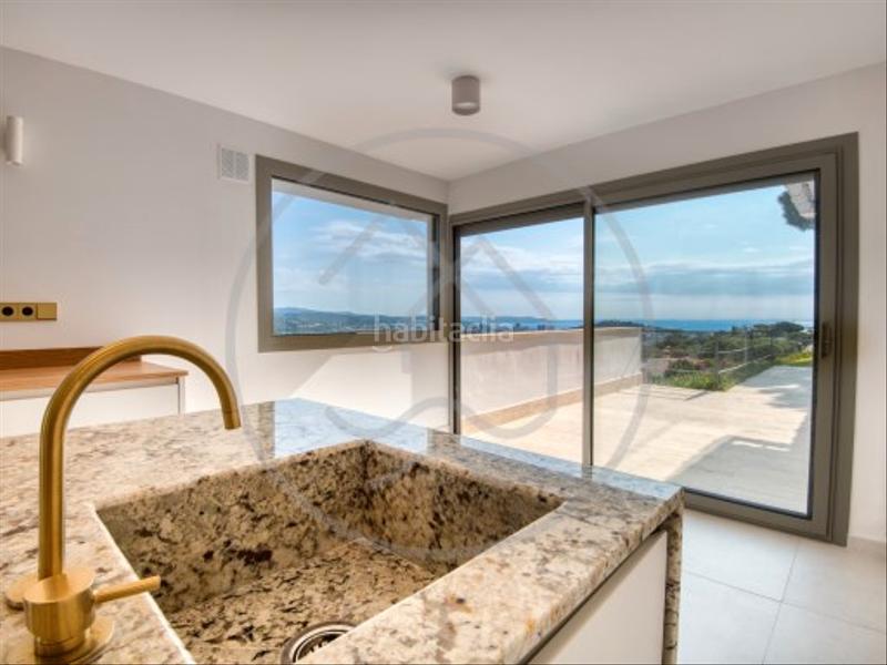 Foto 31559544-9371-4c04-a971-e05ae4476de6. Chalet mit kamin heizung parking pool in Sant Pol Sant Feliu de Guíxols