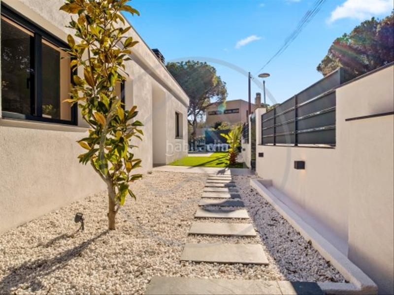 Foto 0ba84391-777c-40f6-aa87-d89e2db79d5b. Chalet obra nueva en Cabanyes-Mas Ambrós-Mas Pallí Calonge