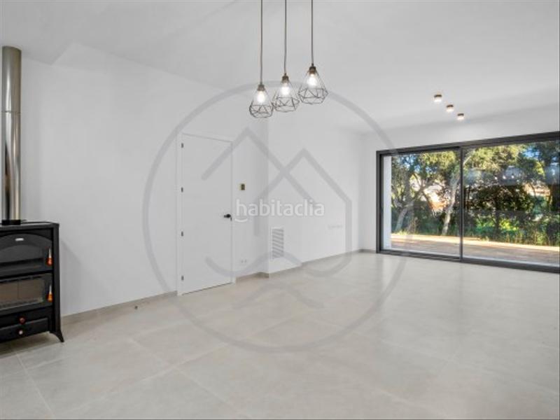 Foto 8c1145a7-2883-4e40-8f08-b01b4ecdf08e. Chalet obra nueva en Cabanyes-Mas Ambrós-Mas Pallí Calonge