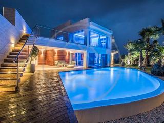 Casa  Carrer orenetes. Exclusiva unifamiliar en platja d'aro