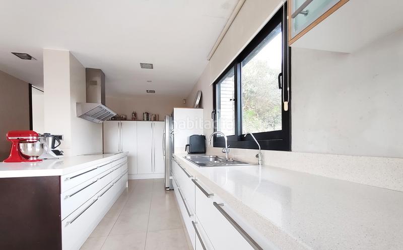 Foto a42a1762-f221-4b85-a1ef-fbabdfef31f3. Xalet amb calefacció aparcament piscina a Bescanó