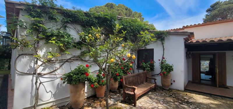 Foto 910a9cfa-e982-4747-bdea-dabb9aa00262. Xalet amb aparcament piscina a La Fosca - Cala Margarida Palamós