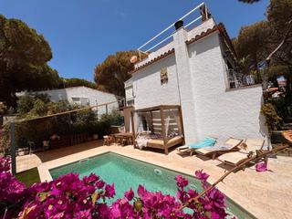 Casa a Centre-Platja. Villa magdalena - exclusivo chalet en platja d'aro