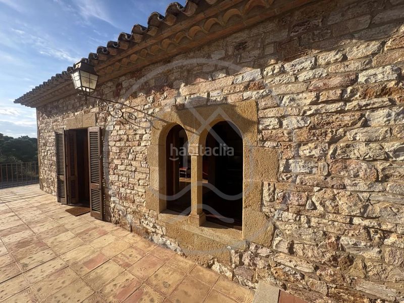 Foto b94f52cd-c17a-4120-b3c2-cbd3cf34cdad. Casa amb xemeneia calefacció aparcament a Sa Riera-Sa Fontansa Begur
