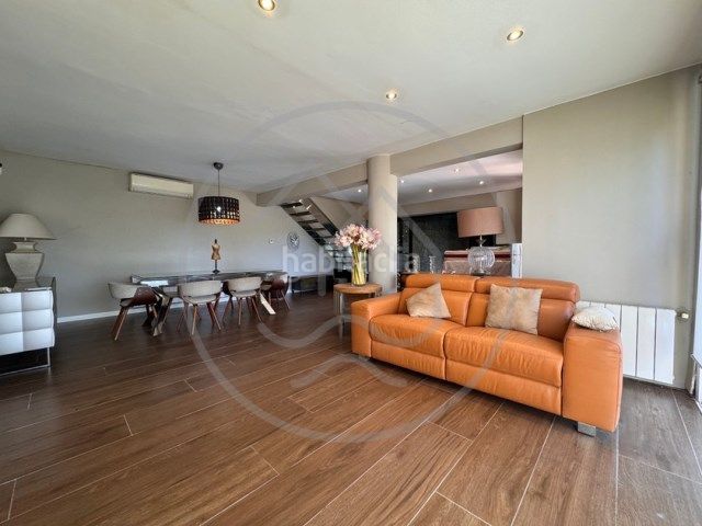 Foto 2ba1b632-5492-4e52-a922-0a3c8477336d. Xalet amb xemeneia calefacció aparcament piscina a Palamós