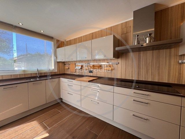 Foto 6224b9d5-dd1b-4014-985b-519e5f6c382a. Xalet amb xemeneia calefacció aparcament piscina a Palamós